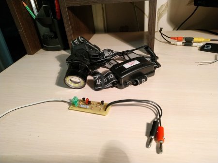 Charger for Li-ion batteries photo 2